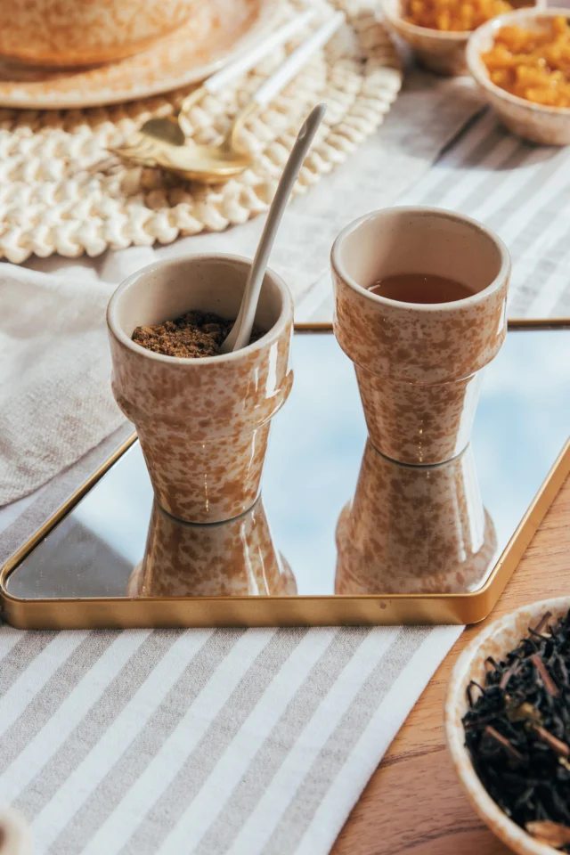 ✨ Mini bowls Sahara ✨
Nuestro dúo de mini bowls es ideal para acompañar la mesa con dulces, dips o bocados especiales. Cada uno está hecho a mano en cerámica jaspeada, con esa calidez única que define a la colección Sahara.
Pequeños, versátiles y llenos de encanto.

Conseguilos en nuestra tienda online 🧡
👉 www.tanit.ar

#TanitCerámica #MiniBowls #CerámicaHechaAMano #ColecciónSahara #ObjetosConAlma #CerámicaArtesanal #HechoEnArgentina #TanitMesa #MesaConEstilo #DecoNatural #tiendaonline